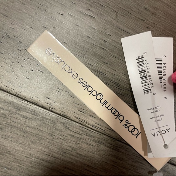 Aqua Bloomingdale’s size small dress new with tags
2/30$ mix and match - Picture 5 of 7